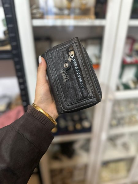 جزدان حجم وسط للصبايا