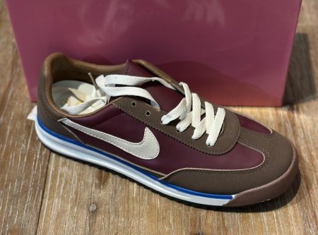 نايك للصبايا