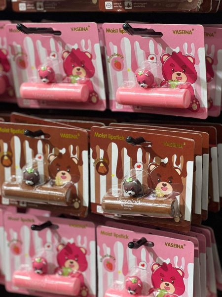 فازلين للشفاه