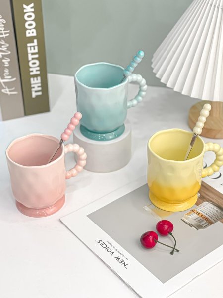 مج مع معلقة