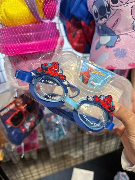 نظارات سباحة سابيدرمان