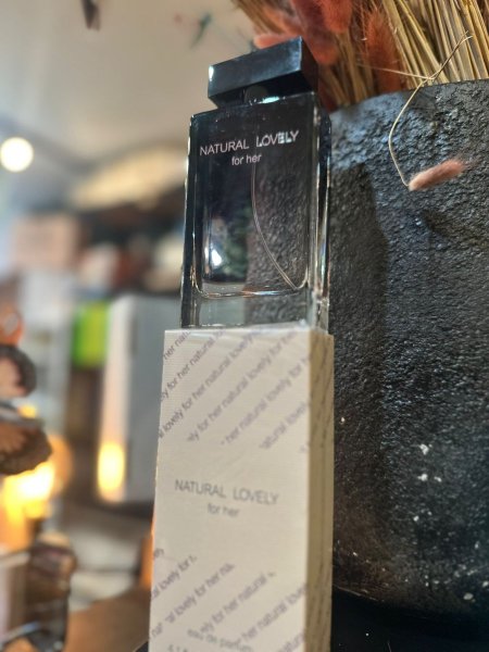 نارسيسو للصبايا