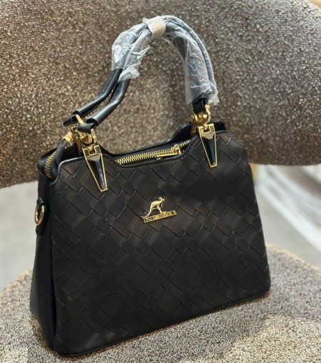 جزدان حجم وسط اسود