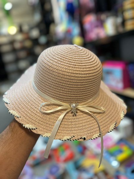 طاقية قش للاطفال