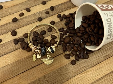 اسوارة بندورا ذهبي