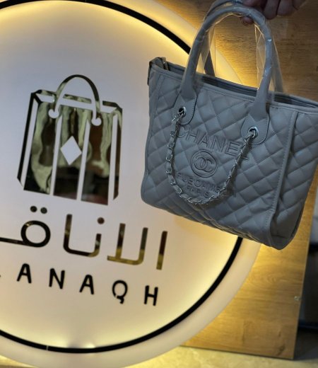 CHANEL <br> <span class='text-color-warm'>سيتوفر قريباً</span>