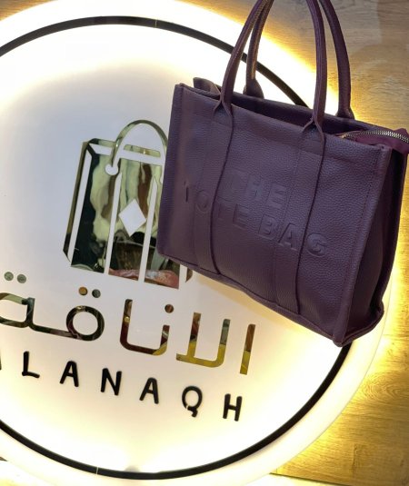 THE TOTE BAG