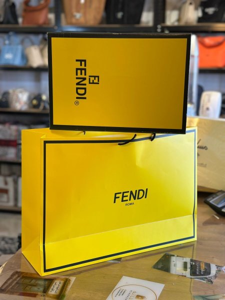 بوكس+كيس FENDI