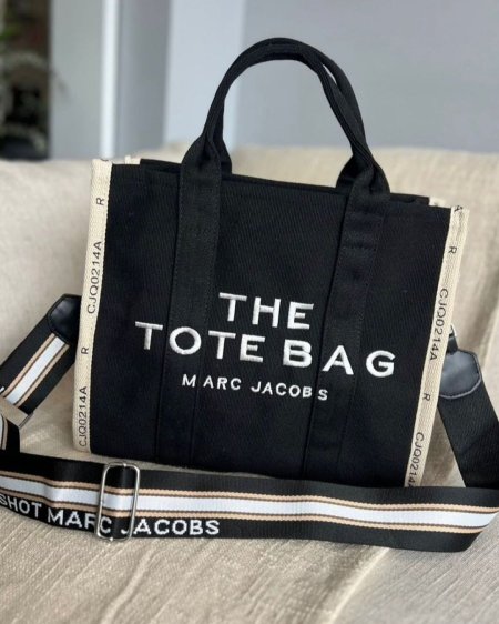 THE TOTE BAG