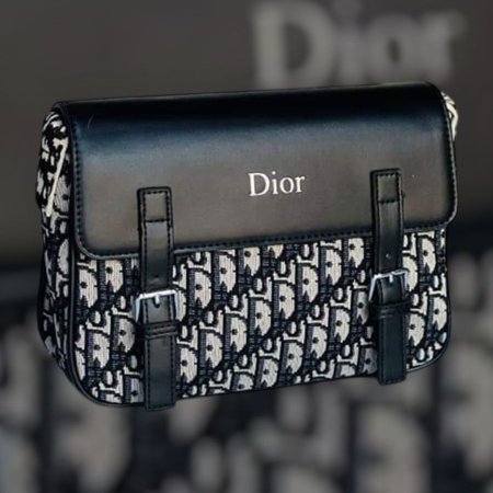 DIOR