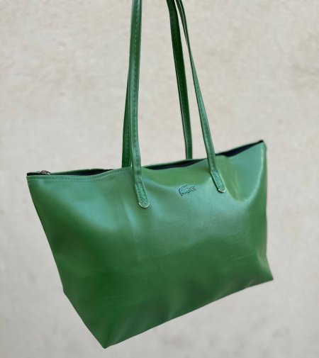 لاكوست جلد اخضر