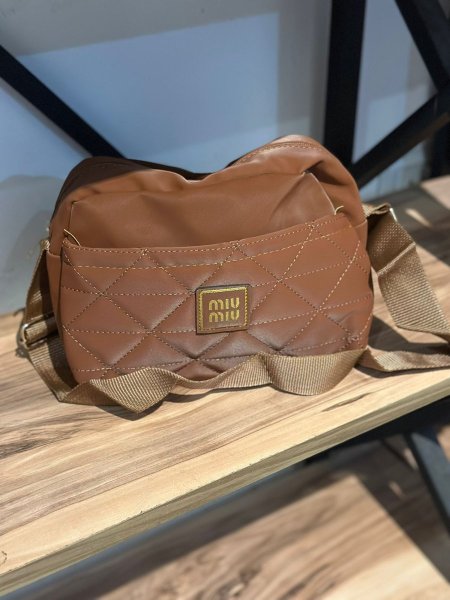 MIU MIU وسط بني