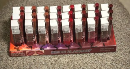 حومرا مع قلم تخطيط